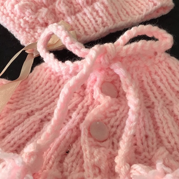 Infant sweater Set - Picture 2 of 2